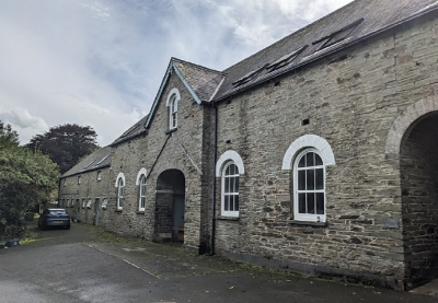 Clynfyw - Saddleback and Stables